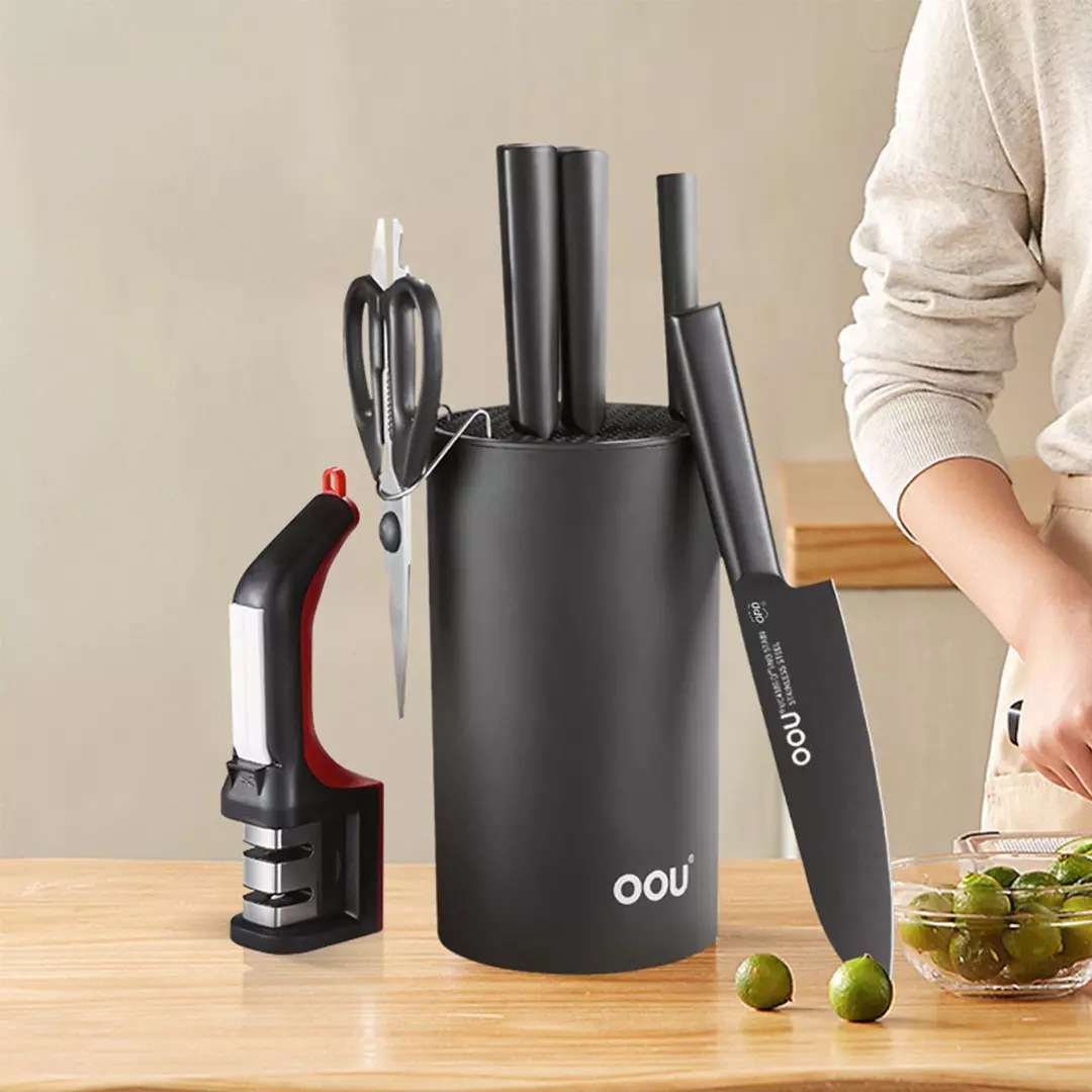 ORANGLES Black Blade Antibacterial Knife Set – 7 Pieces - high resolution display - exposing craftsmanship - Image 2 of 5 | built for everyone | Black Blade Antibacterial Knife Set – 7 Pieces for sale Georgia | Free Shipping ORANGLES