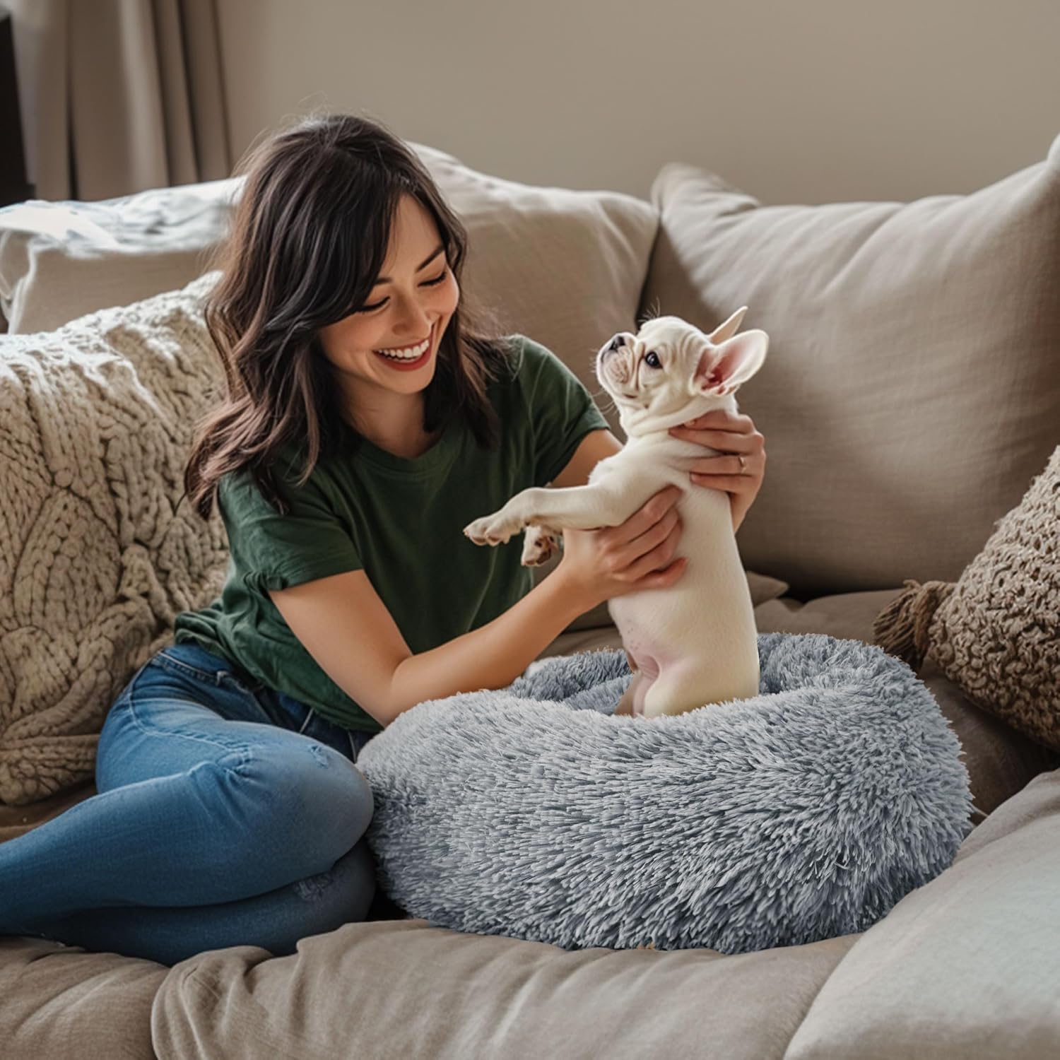 ORANGLES Hoewina Calming Donut Pet Bed 20in Light Grey | Washable Fluffy Dog & Cat Bed for Small & Medium Pets - detailed closeup view - Image 3 of 7 | great for travel | Texas | Free Shipping ORANGLES
