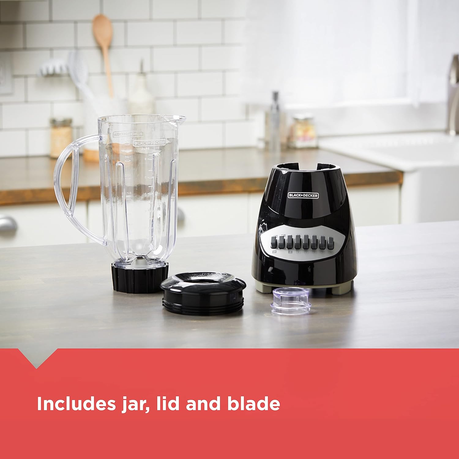 ORANGLES BLACK+DECKER Crush Master Blender BL2010BP | 10-Speed Smoothie Blender with Stainless Steel Blades - detailed closeup view - Image 3 of 5 | great for travel | Texas | Free Shipping ORANGLES