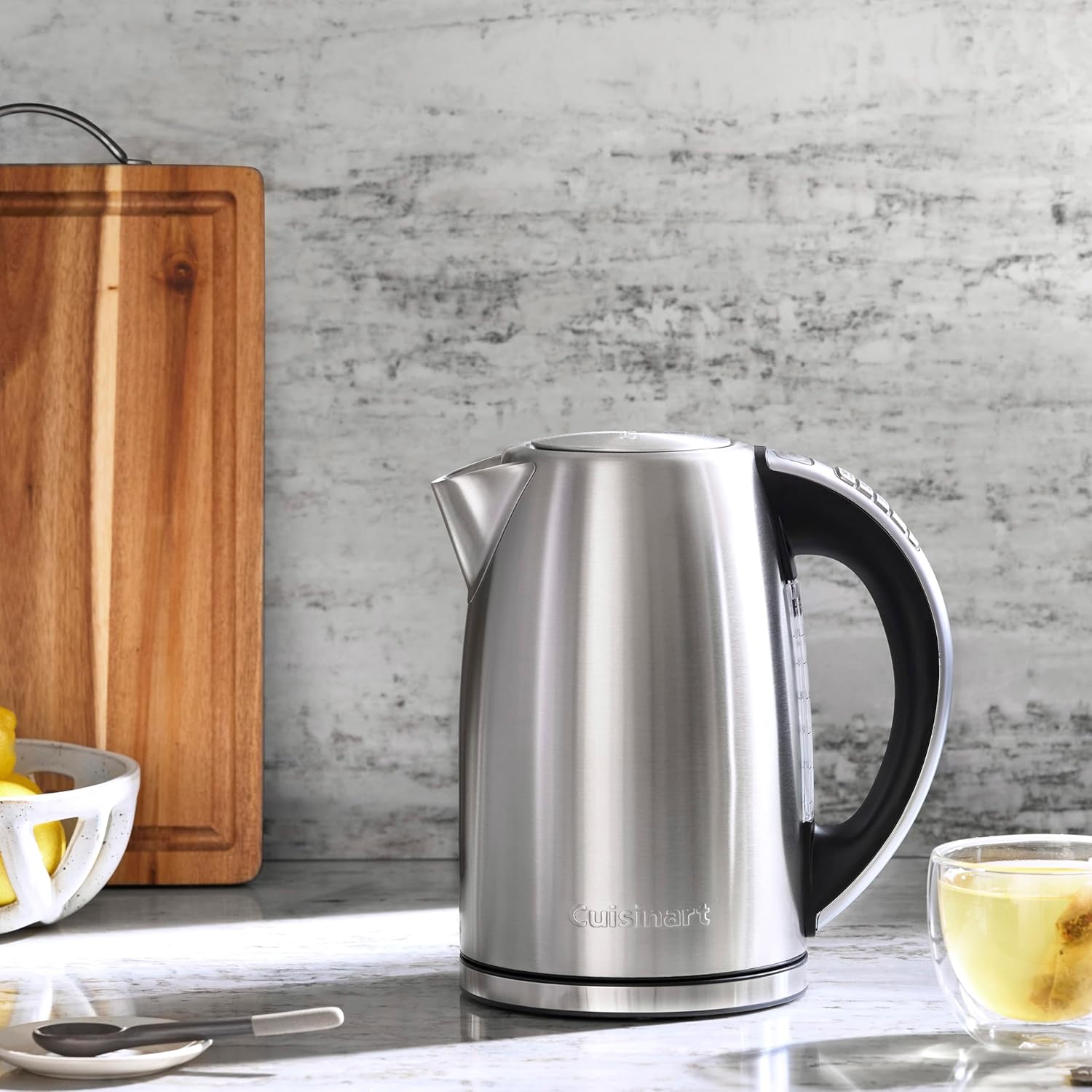 ORANGLES Cuisinart PerfecTemp 1.7L Electric Kettle – Cordless Tea Kettle 1500W Fast Heating, 6 Preset Temperatures, 30-Min Keep Warm, Cool Touch Handle (CPK-17P1) - angled perspective - Image 4 of 4 | excellent for daily use | New York | Free Shipping ORANGLES